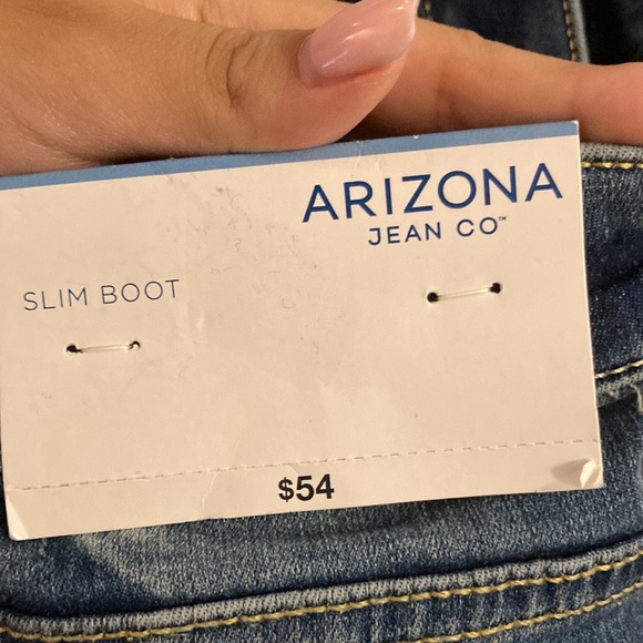 Boot cut Ripped Jeans - Picture 3 of 3